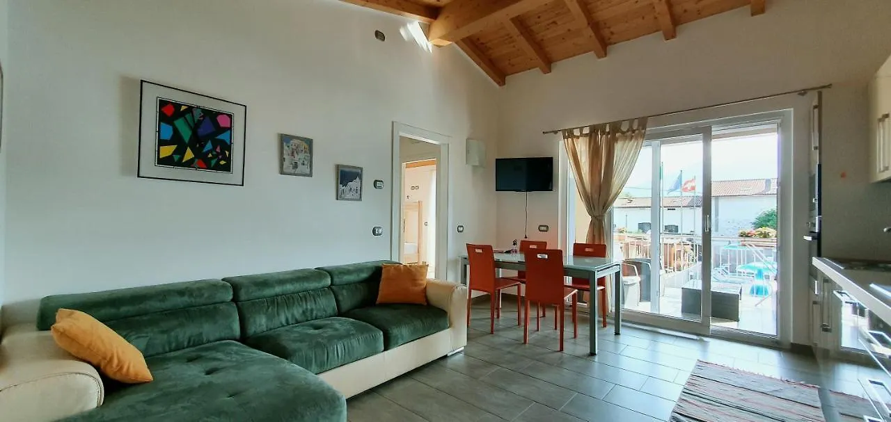 Campsite Camping Italia 90 Apartments Domaso