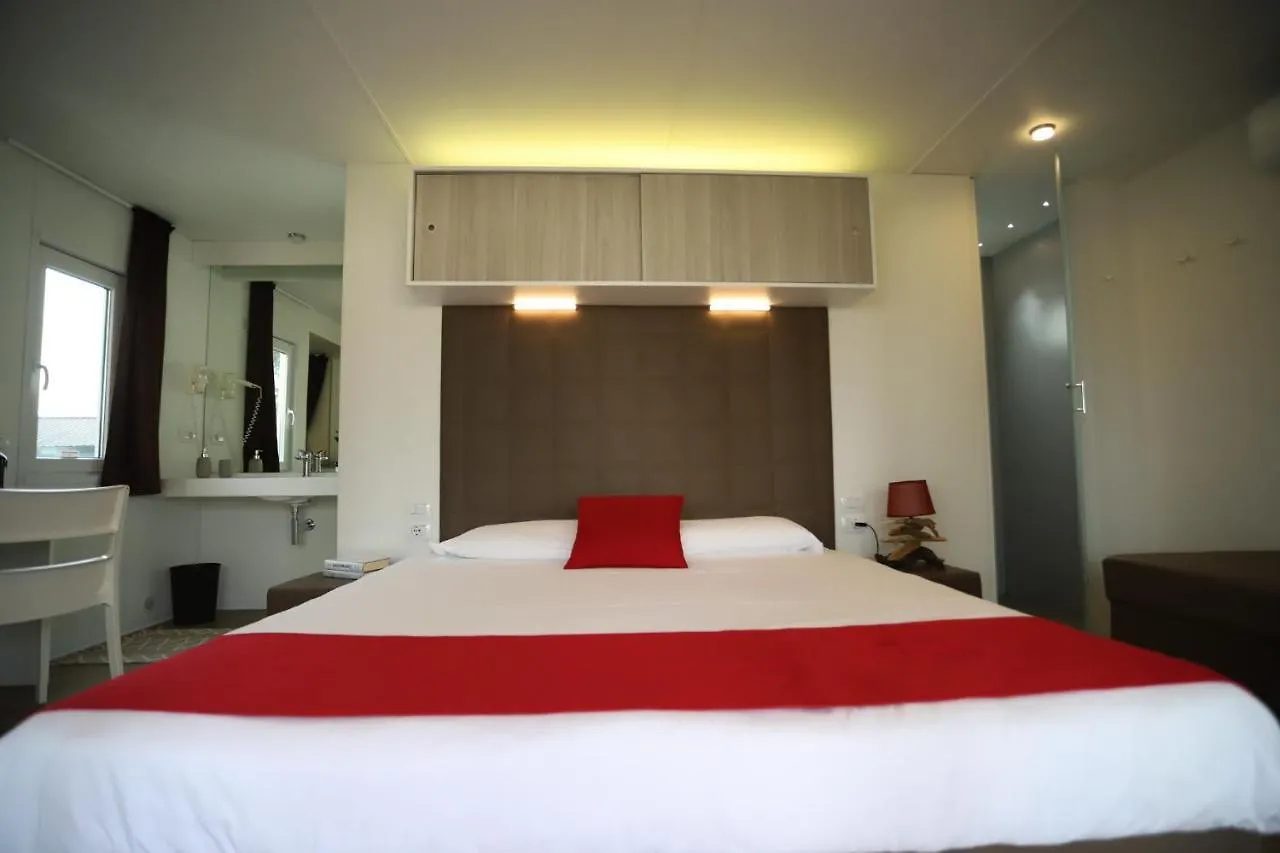 Camping Italia 90 Apartments Domaso 0*,